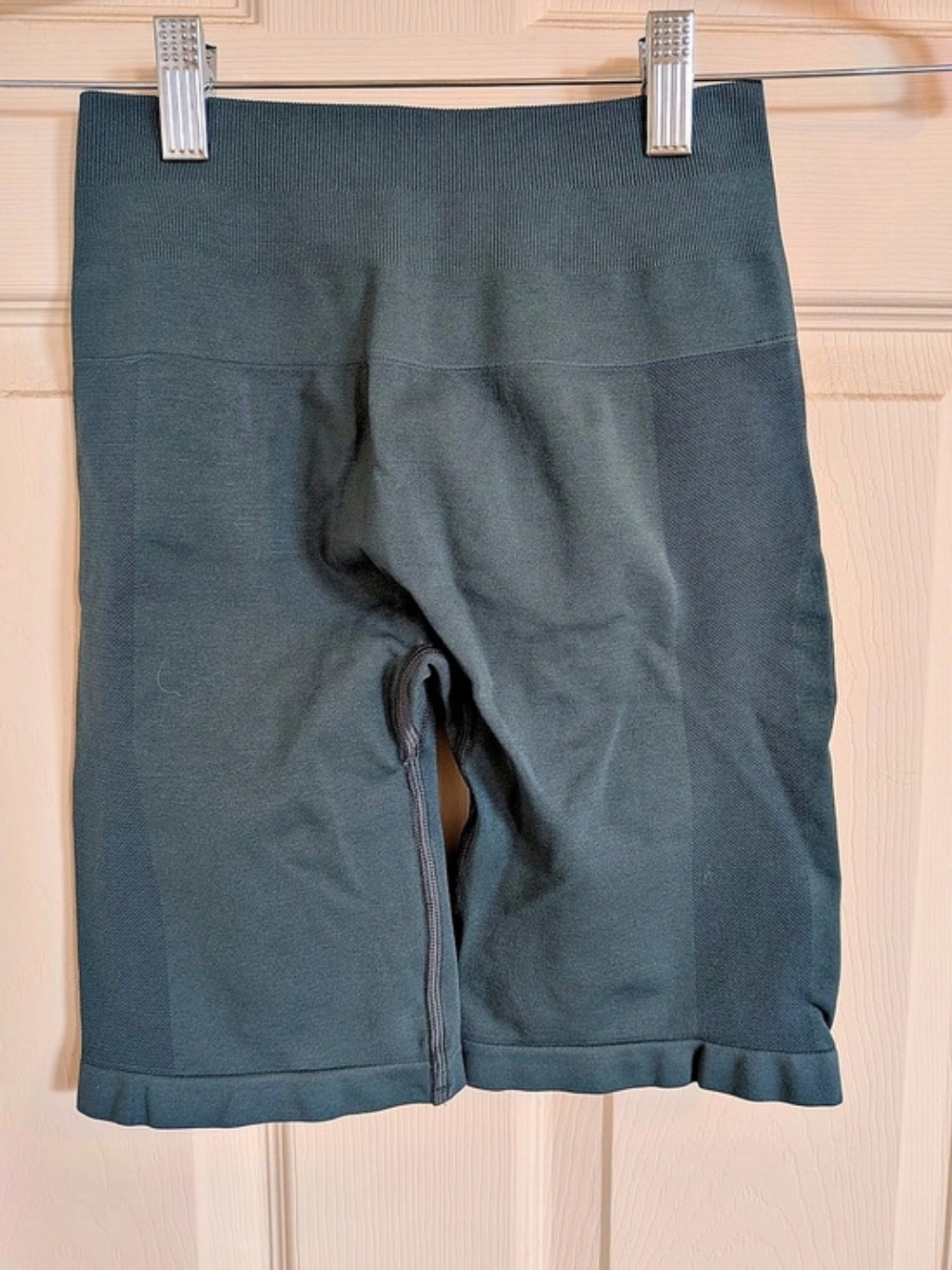 Alphalete Women'Small Amplify Biker Short - Pier Blue, Small